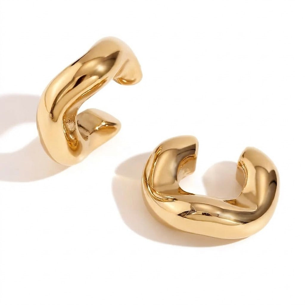SMALL BIG THINGS EAR CUFF